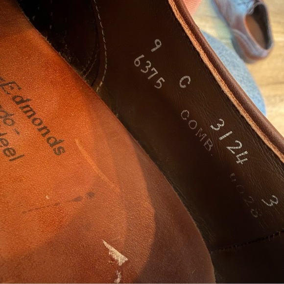 Allen Edmonds Boulevard Wing Tip Oxford Shoes Loafers main image 7